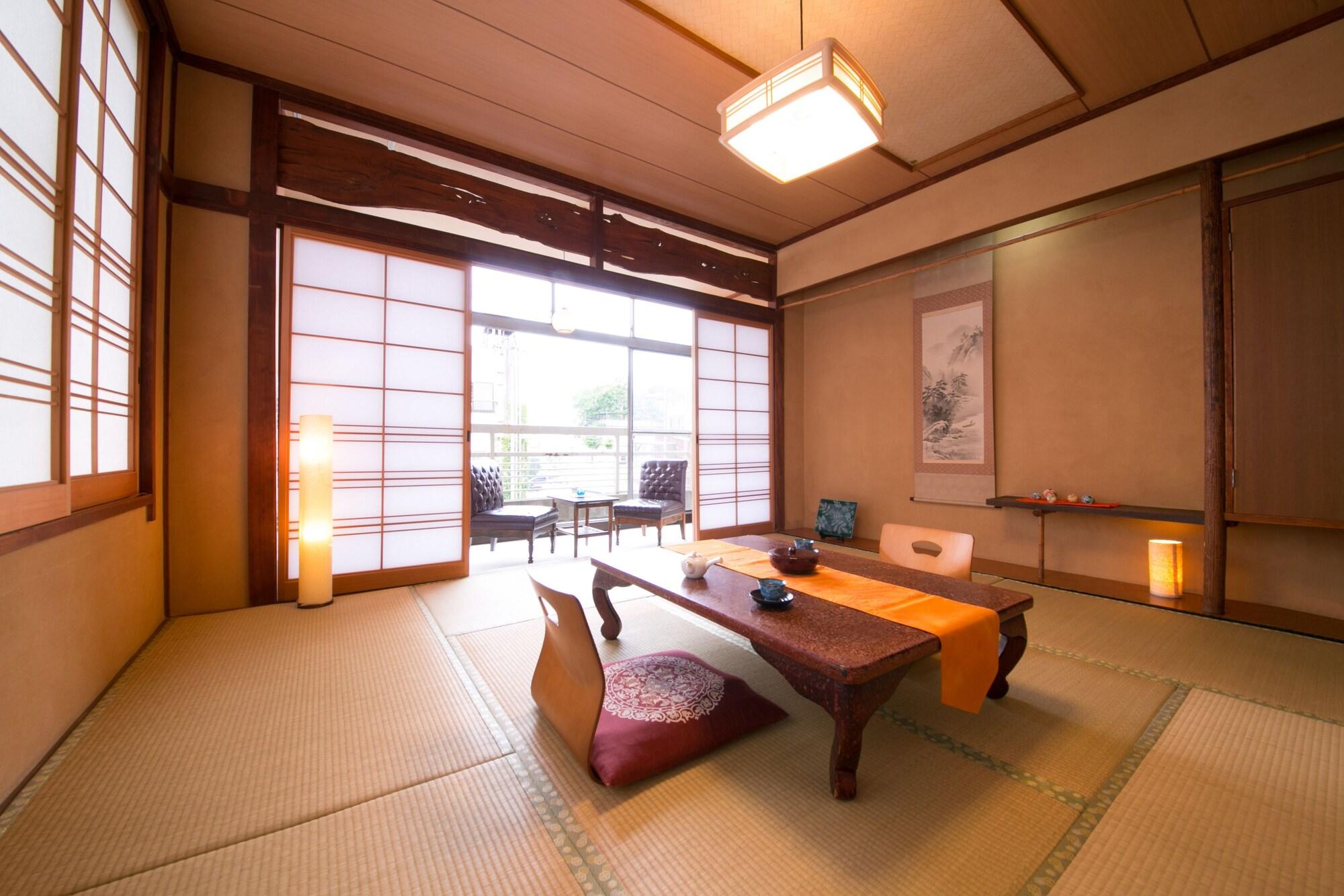 Hotel Koraku Beppu Exteriör bild