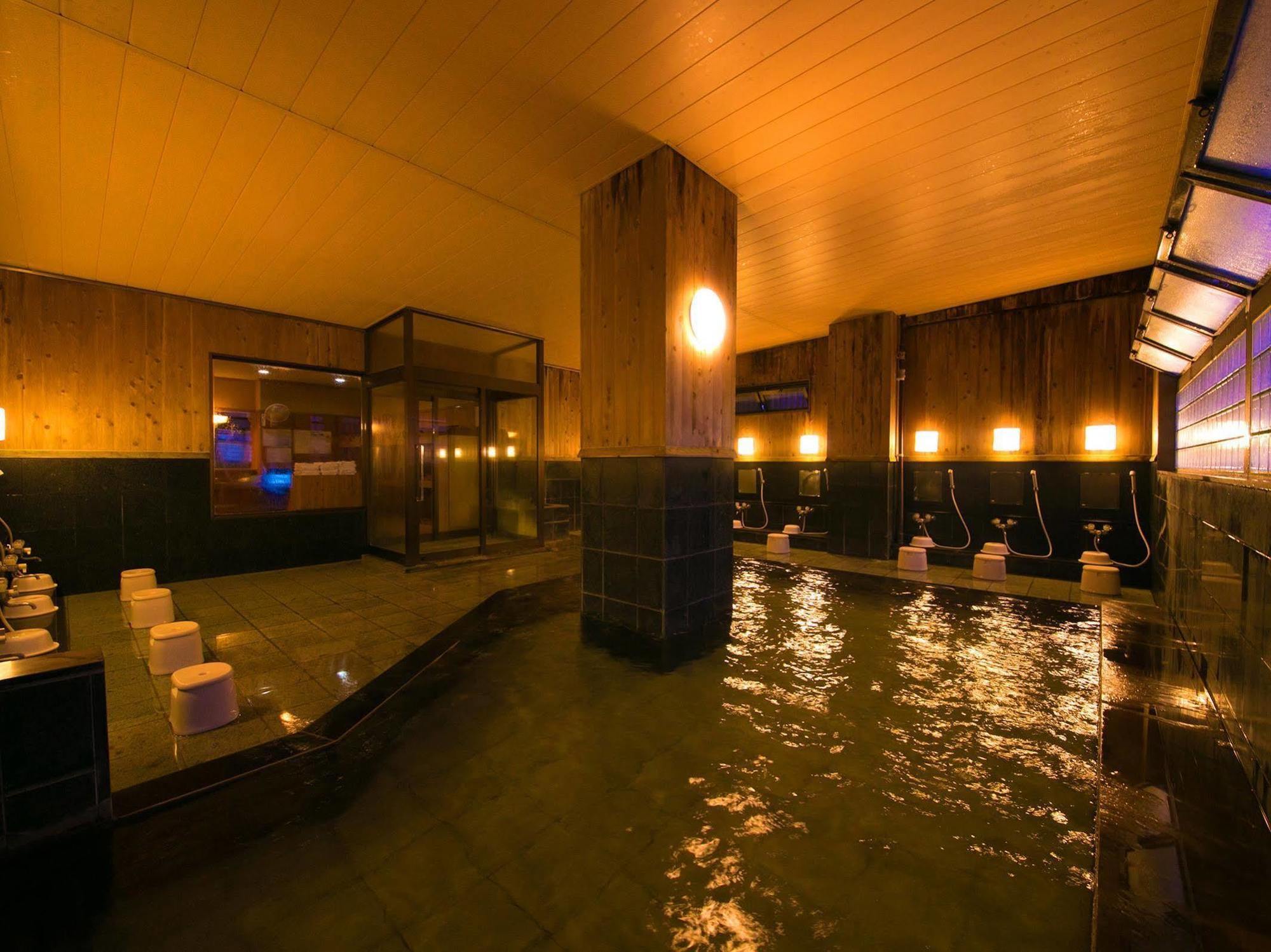 Hotel Koraku Beppu Exteriör bild
