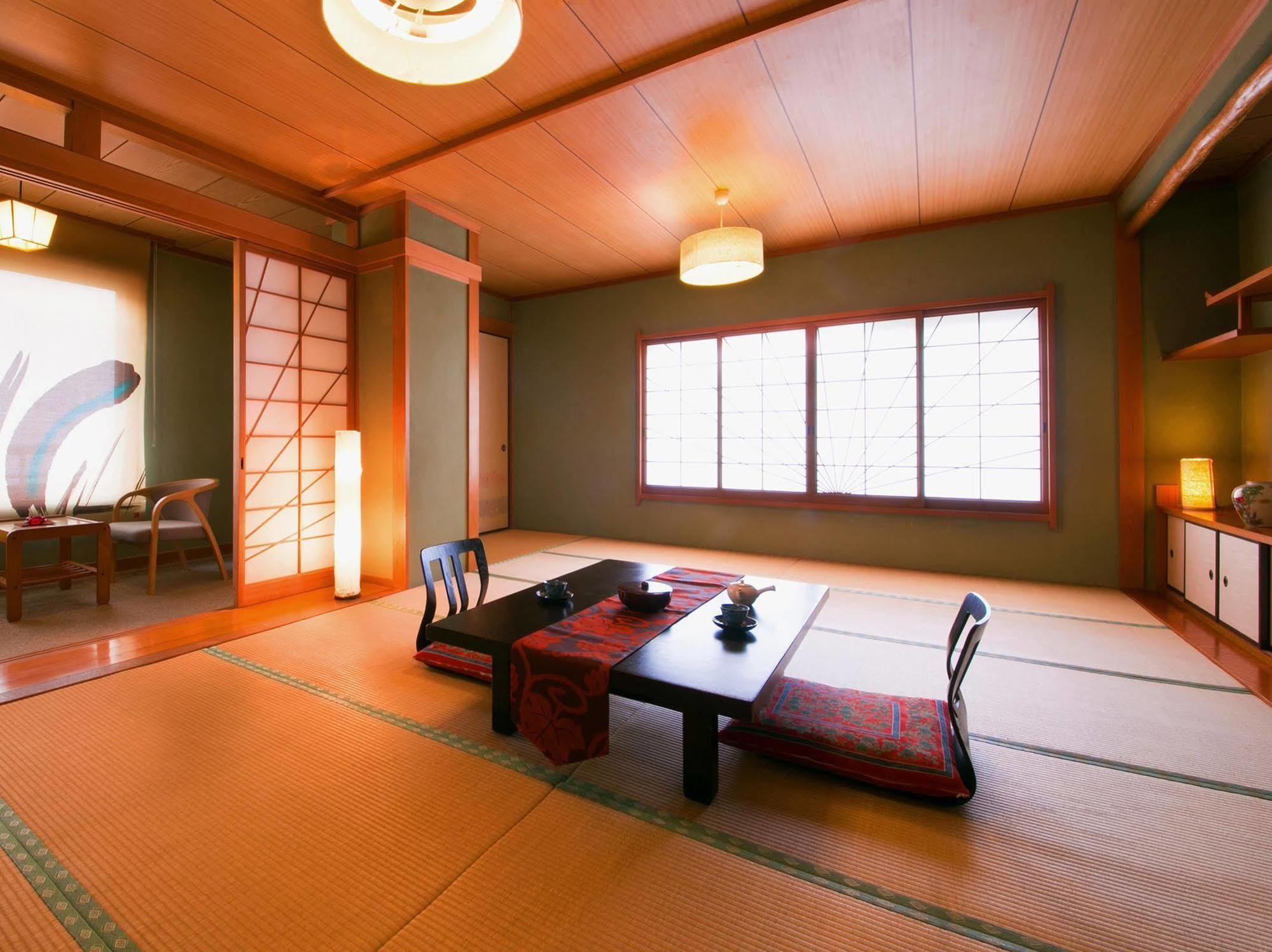 Hotel Koraku Beppu Exteriör bild
